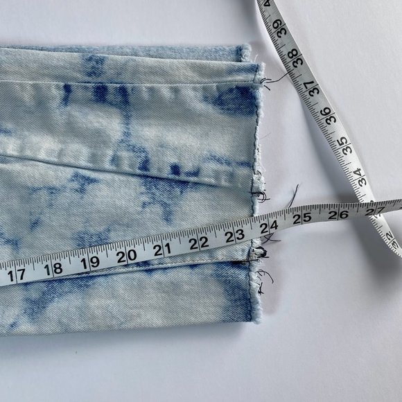 Frayed, acid wash Super High Crop Barrel jeans, size 2/26 - Picture 9 of 10